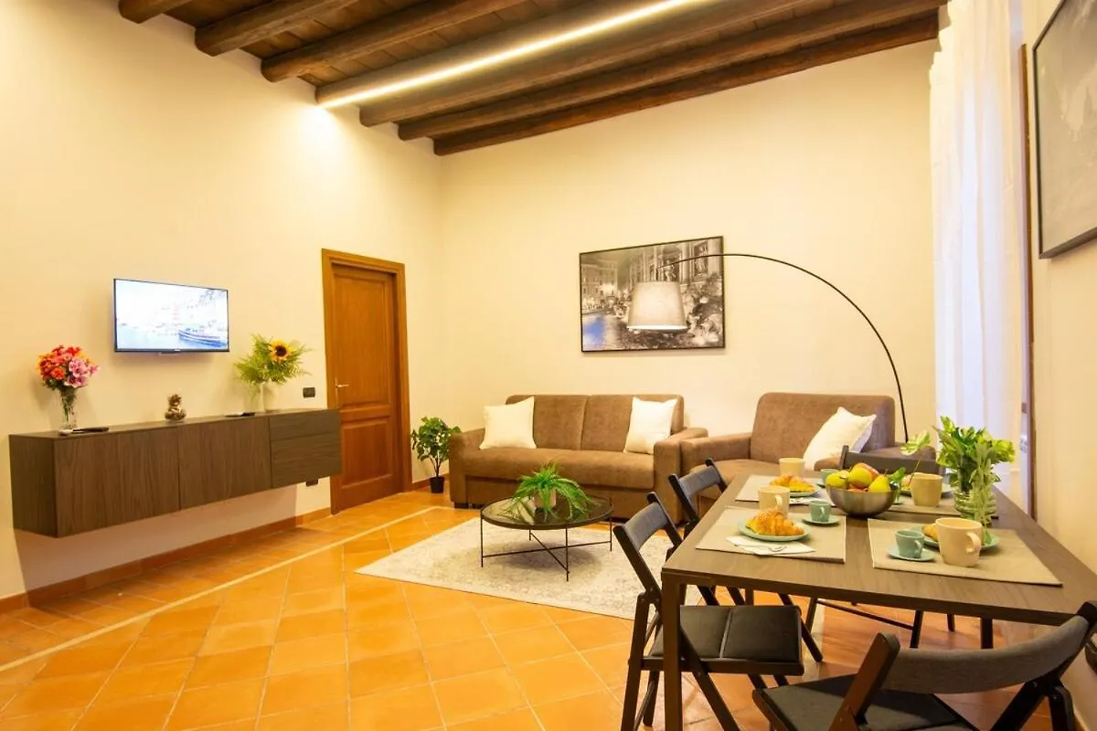 Elegant Prefetti Home Rome Italie